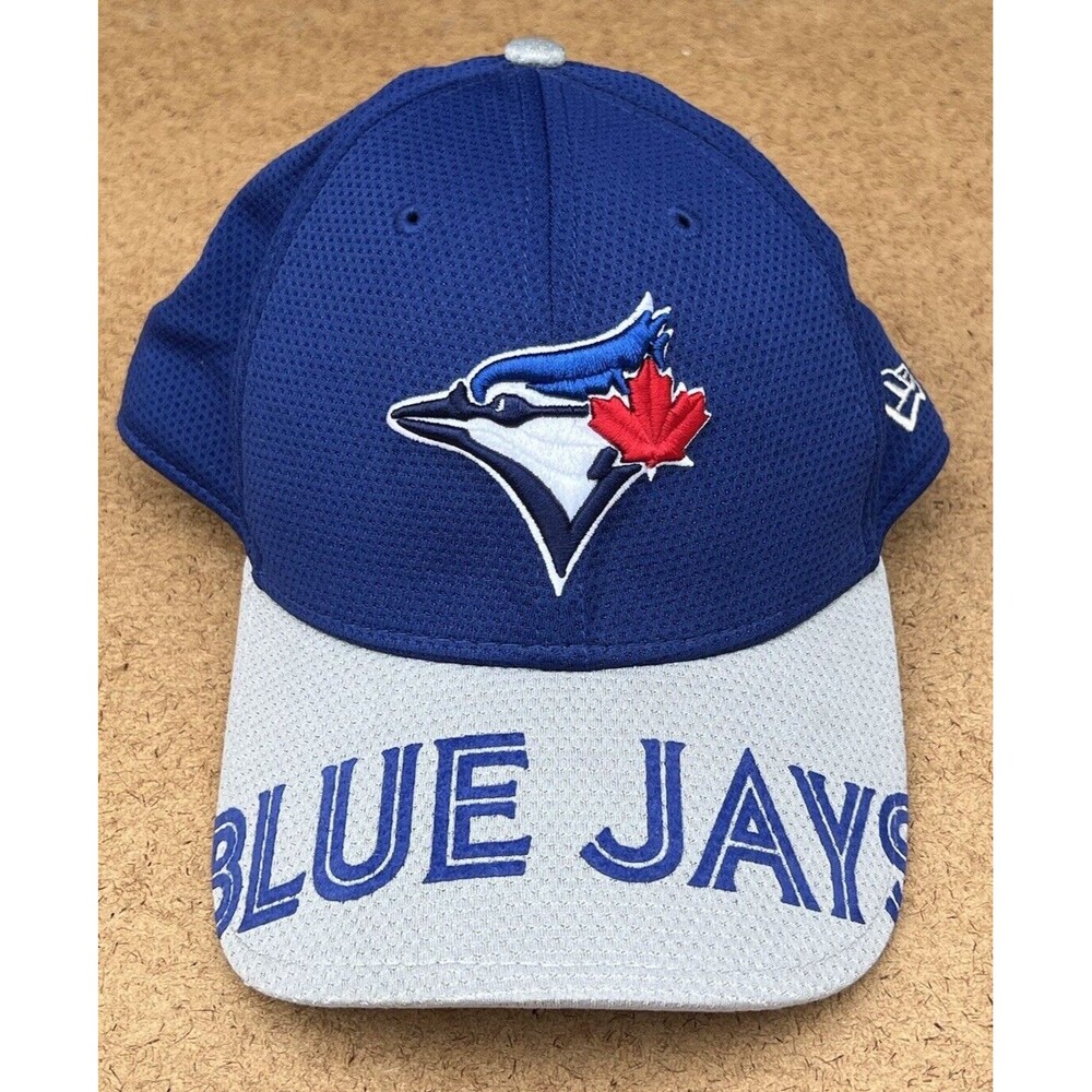 Toronto Blue Jays New Era Hat 39THIRTY Size M/L MLB Baseball Cap Spell Out